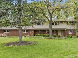 5607 Royalwood Dr, Dayton, OH 45429