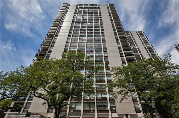 1st image of 1455 N Sandburg Ter APT 1607