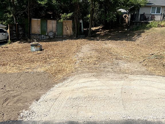 2nd image of 7122 Sidey Dr