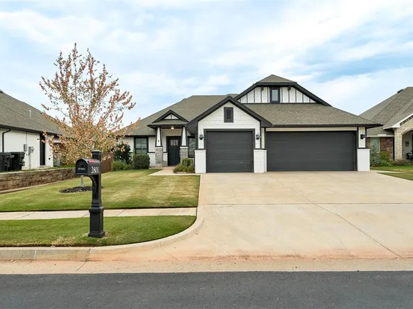 2801 SE 22nd St, Moore, OK 73160