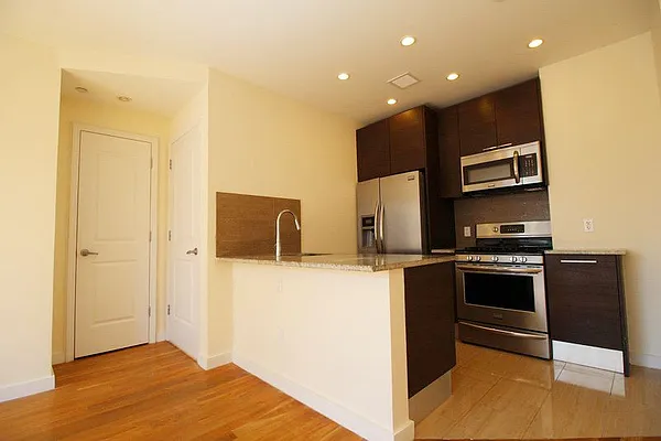 Rented by Next Door Realty NYC | media 72