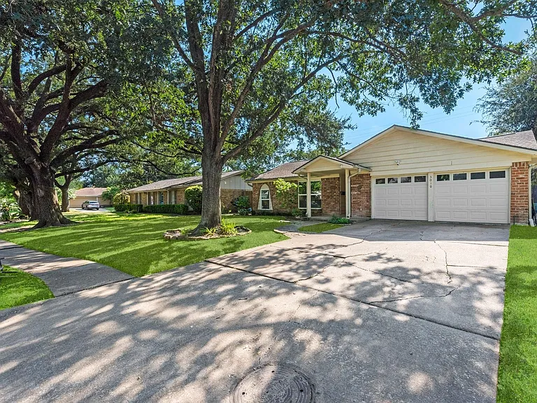 3010 Westerland Dr — Photo 4