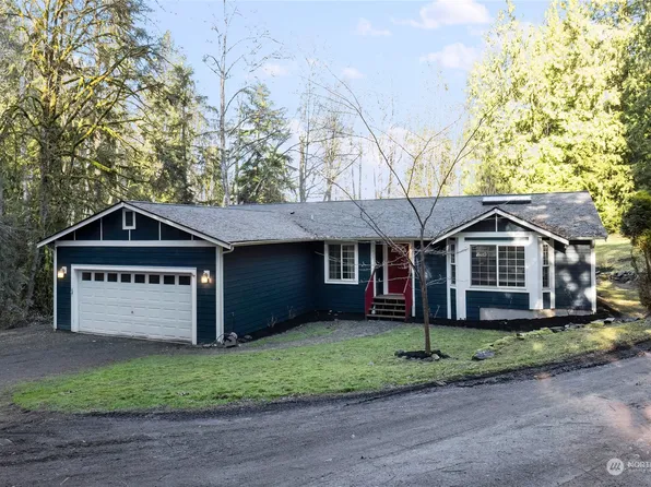 1929 NE Duck Pond Way, Poulsbo, WA 98370
