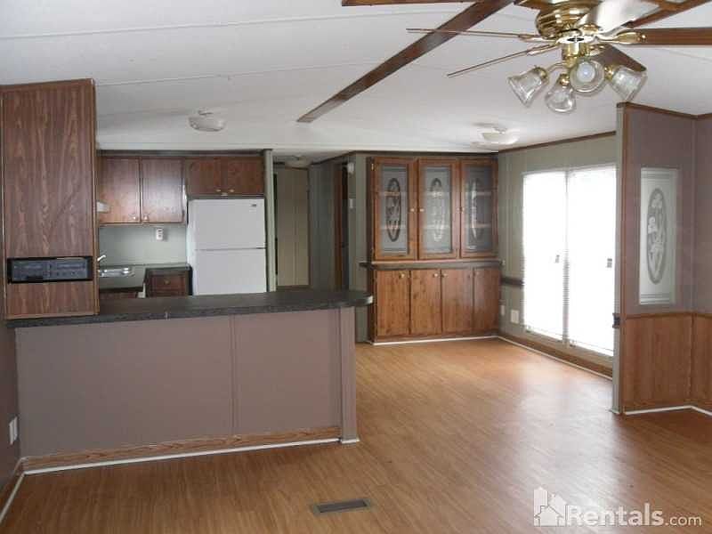 2nd image of 193 Miss Ellie Dr