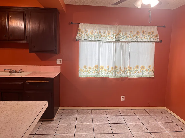 3048 E 60th Pl — Photo 6
