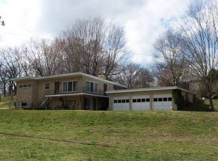 2500 E Lake Rd, Princeton, IN 47670