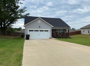 1876 Fox Meadow Trl, Cullman, AL 35055