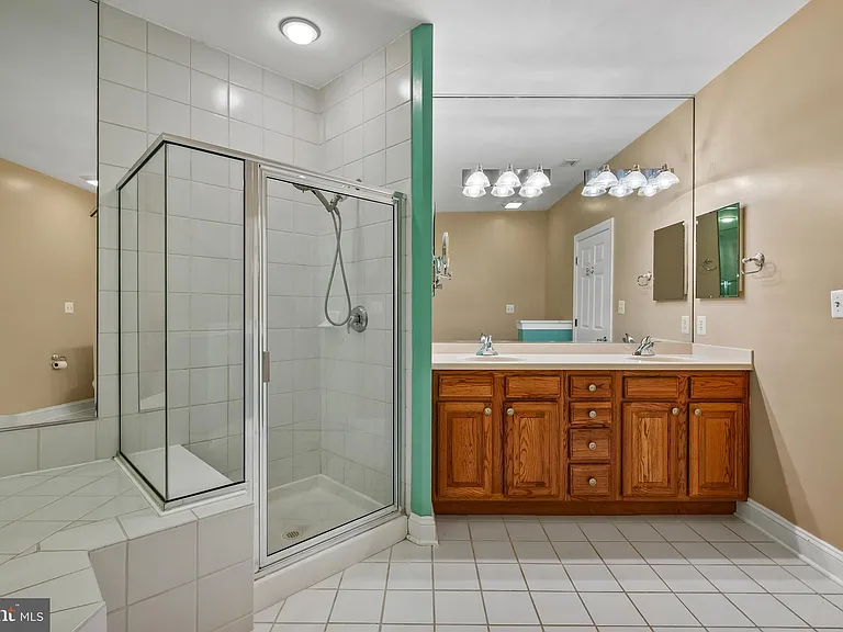 4700 Water Park Dr #J — Photo 24