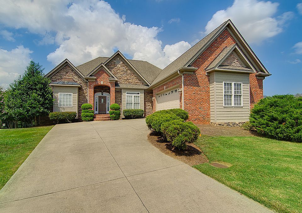 1st image of 1038 Keswick Ln