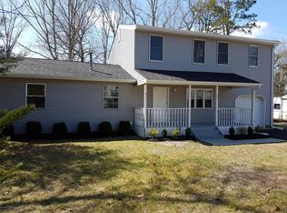 124 Launch Rd, Manahawkin, NJ 08050