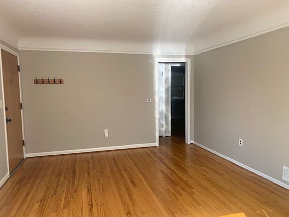 4th image of 2830-2836 SE 50th Ave