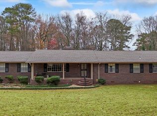 520 Roebuck Forest Dr, Birmingham, AL 35206