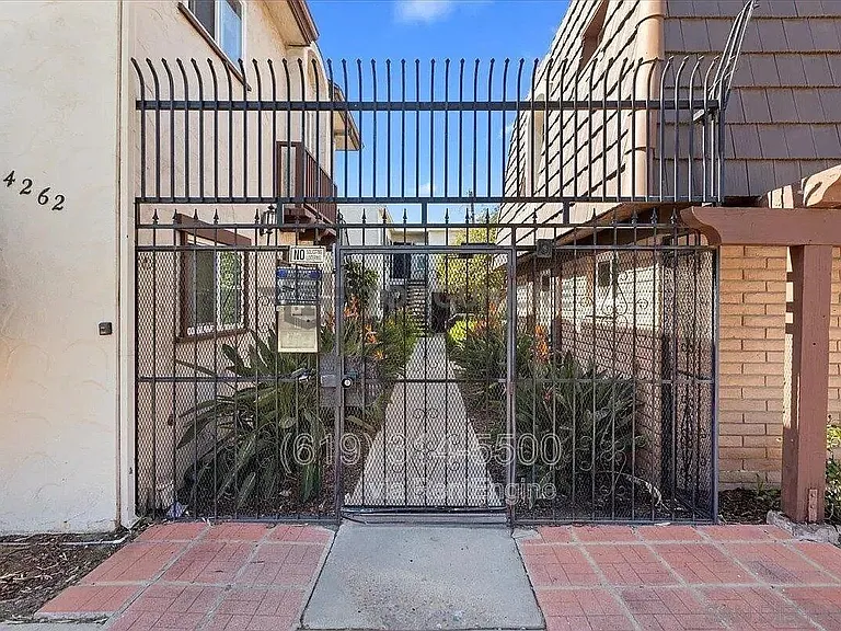 4262 Wilson Ave #8 — Photo 15