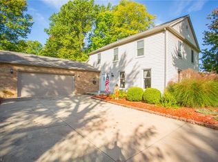 809 Sawmill Trl NE, Massillon, OH 44646