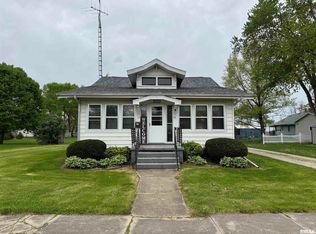307 W Lafayette St, Avon, IL 61415