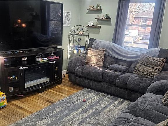 5th image of 60 Tampa Ave