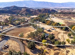 23700 Oak Circle Dr, Wildomar, CA 92595