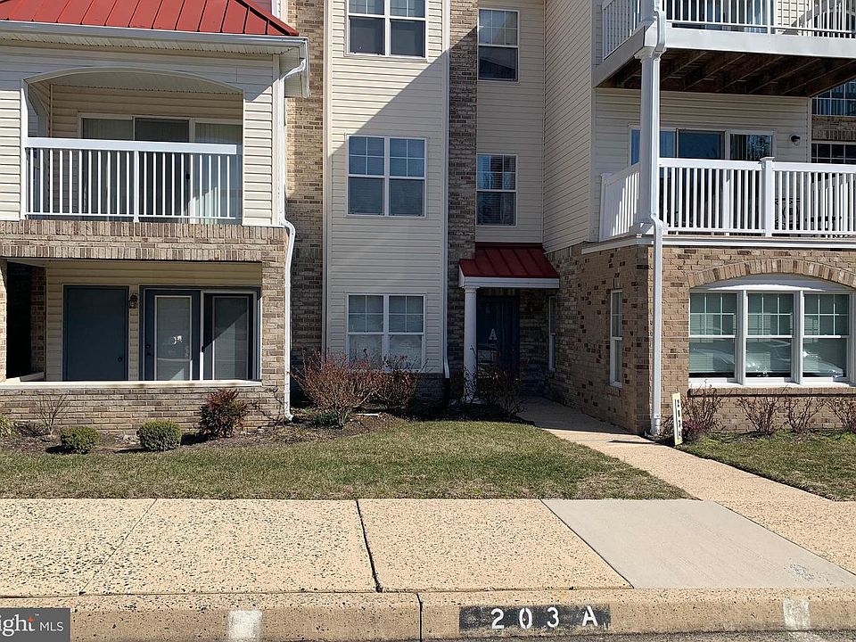 1st image of 203 Kimary Ct