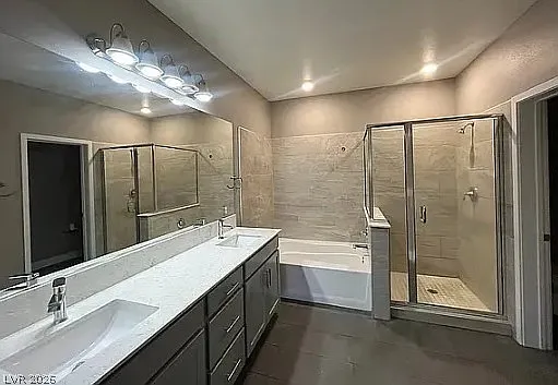 3 bed, 2.0 bath, 1762 sqft, $2,300 — Photo 3