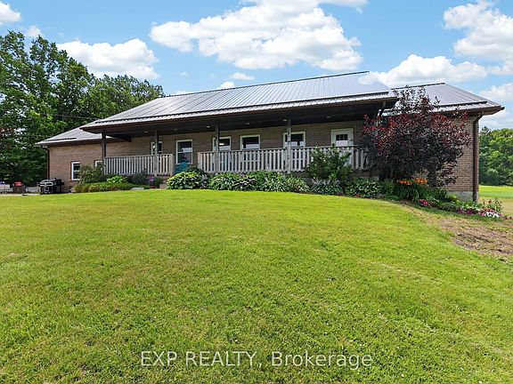 3rd image of 2415 County Road 46 Rd