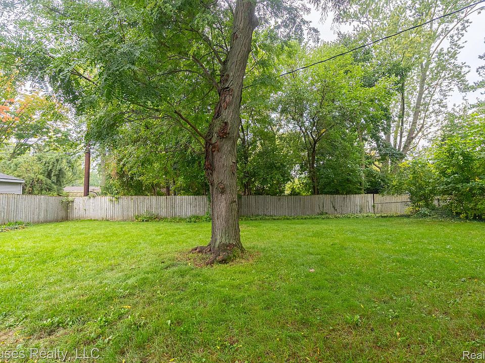 2451 Lafay Dr, photo 11