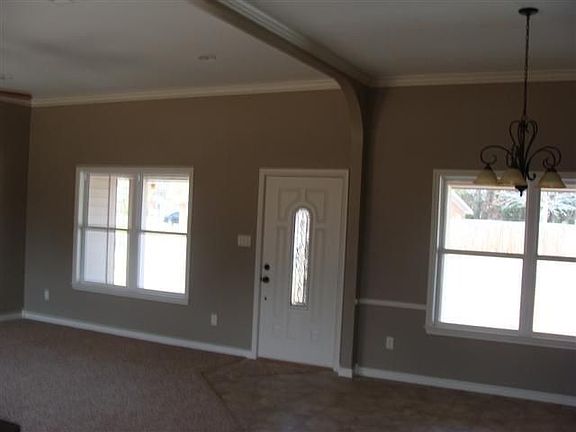 5th image of 2305 W Gay Ave