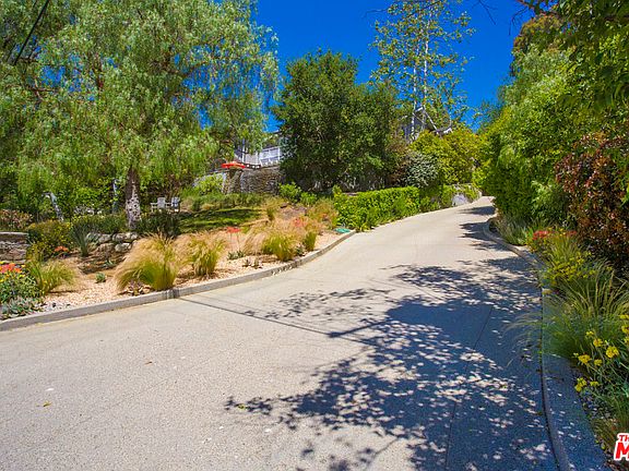 4th image of 25715 Vista Verde Dr
