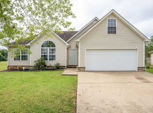 487 Crescent Rd, Murfreesboro, TN 37128