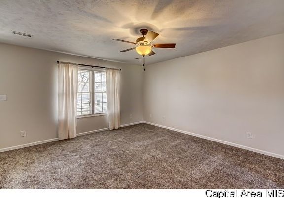 5th image of 22 Dawson Cir