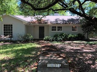 2013 Huntington Ln, Fort Worth, TX 76110