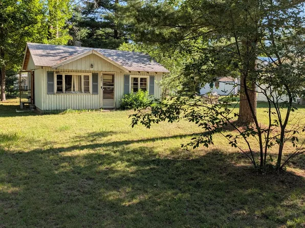 10401 Washington St, Saint Helen, MI 48656