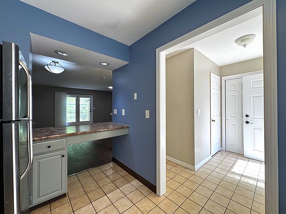 4th image of 114 Oak Ridge Dr #114