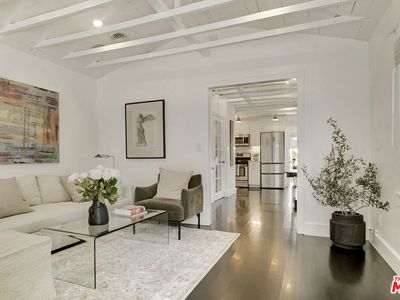 5143 La Vista Ct, Los Angeles, CA, 90004