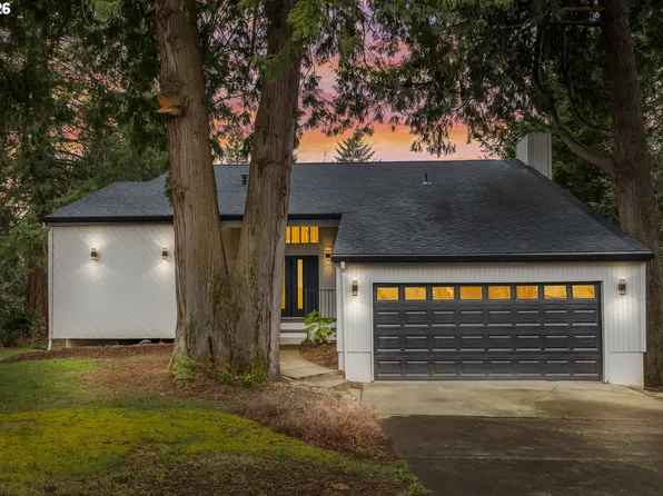 275 NE Scott Dr, Gresham, OR 97030