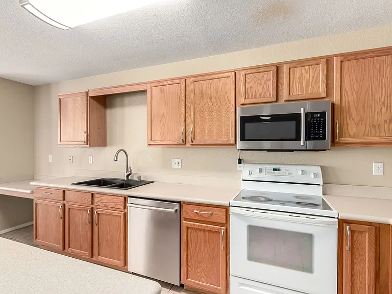 1310 E Beth Dr — Photo 19