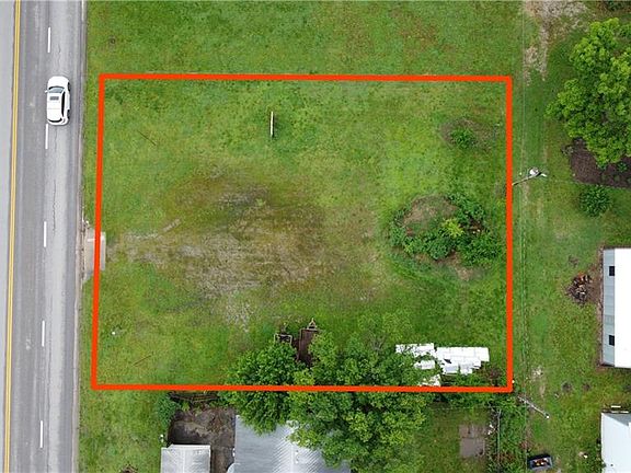 3rd image of 209 & 0000 S McGee St