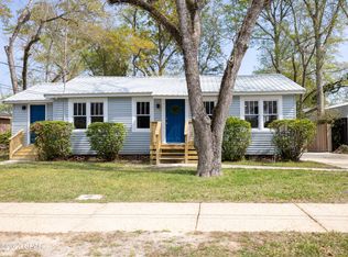 721 Sinclair St, Chipley, FL 32428