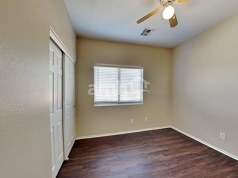 5202 W Sunland Ave — Photo 16