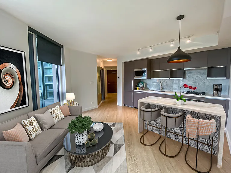68 Smithe St #1701 — Photo 11