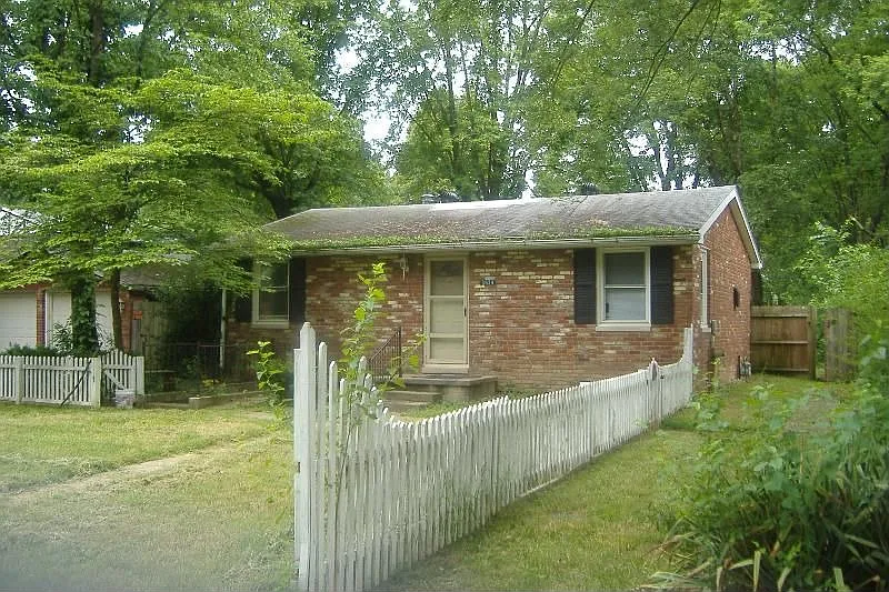 3924 N 4th Ave photo 1