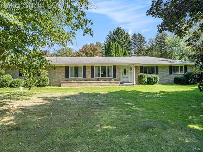 5417 Irish Rd, Grand Blanc, MI, 48439