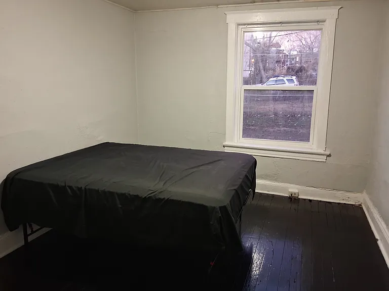 2915-2917 Potomac St #2 — Photo 3