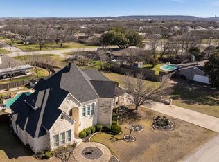209 S Midway St, Crowley, TX 76036