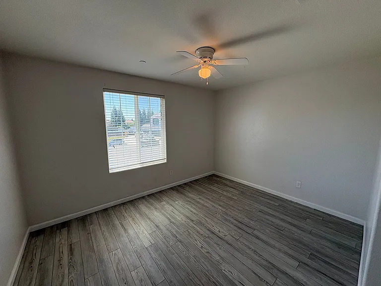 3726 N Shady Ct — Photo 20