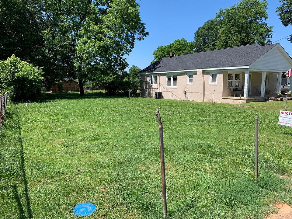 2nd image of 537 Perry Ave