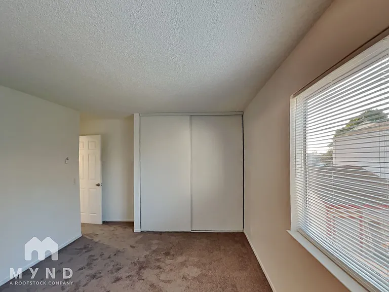 6290 Bancroft Ave — Photo 9