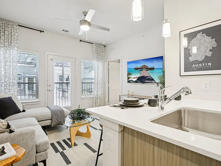 B2 Kitchen at Matador Apartments
