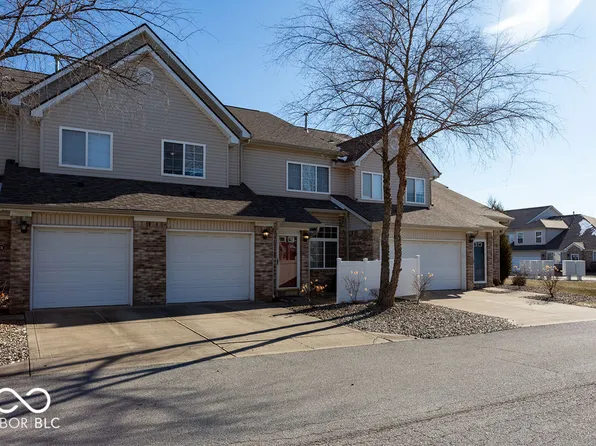 8045 Seabrook Dr, Indianapolis, IN 46237