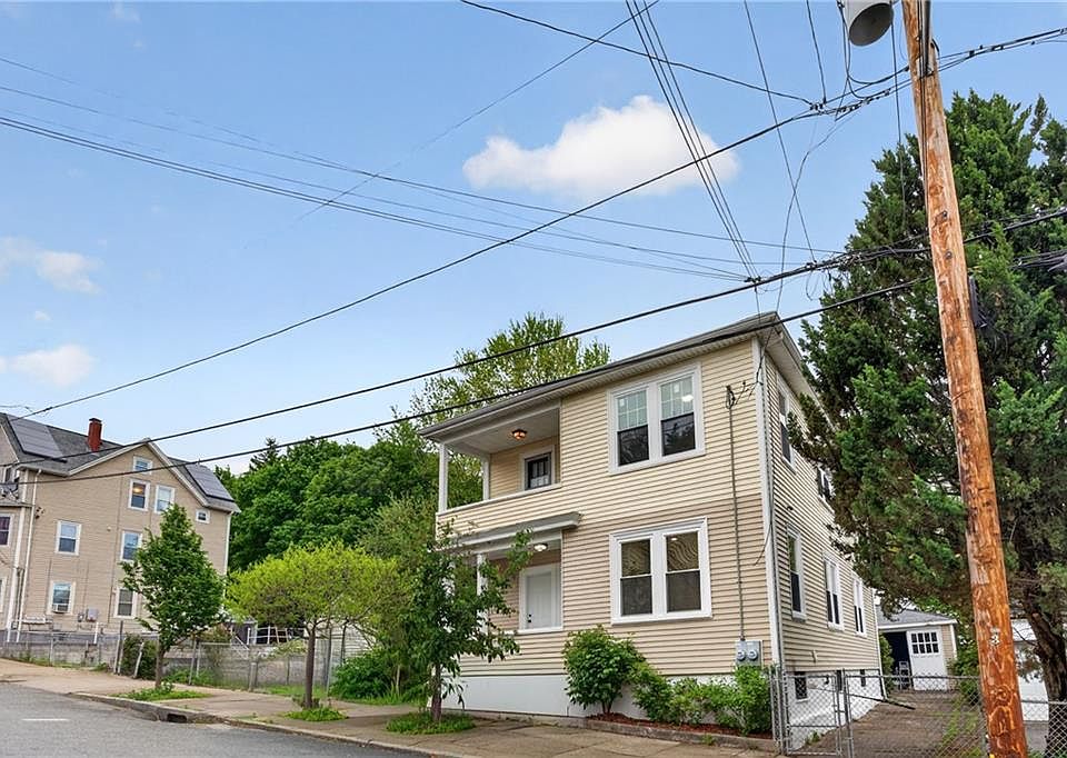 1st image of 31 Bowdoin St