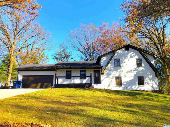 866 Navajo Trl, Alabaster, AL 35007